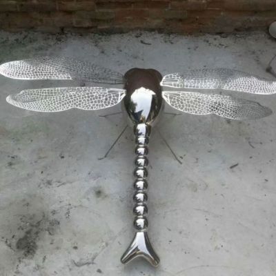 仿真蜻蜓雕塑，草丛蜻蜓雕塑，不锈钢蜻蜓雕塑